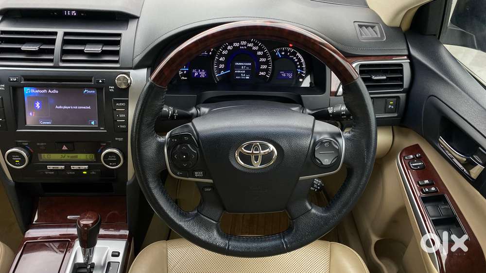 Toyota Camry [ ] 2.5 L At, 2013, Petrol