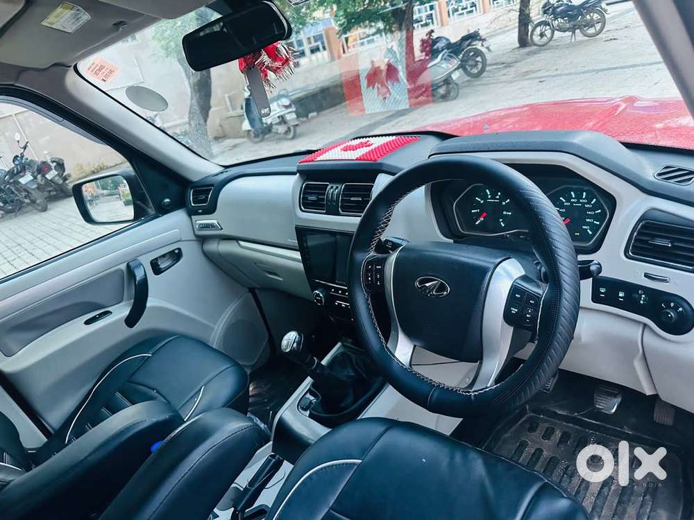 Mahindra Scorpio S10, 2015, Diesel
