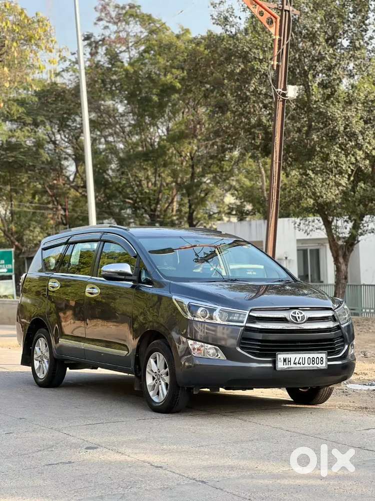 Innova Crsyta G 7 Str