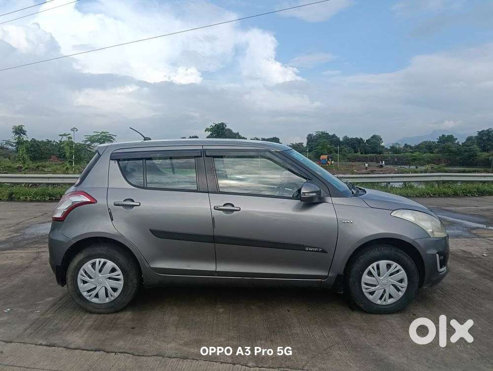 Maruti Suzuki Swift Vxi Abs Bsiv, 2016, Petrol