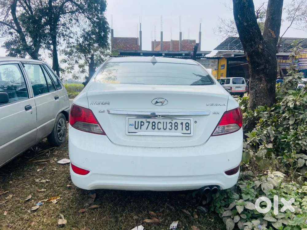 Hyundai Fluidic Verna 2012
