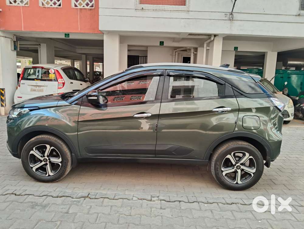 Tata Nexon Amt Xza Plus, 2023, Petrol