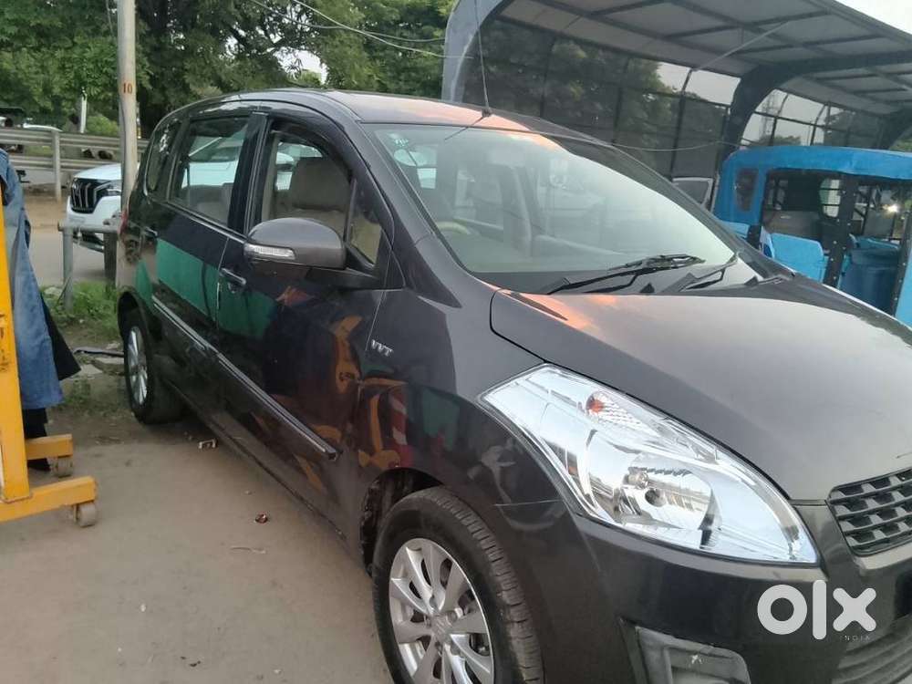 Maruti Suzuki Ertiga Zxi, 2013