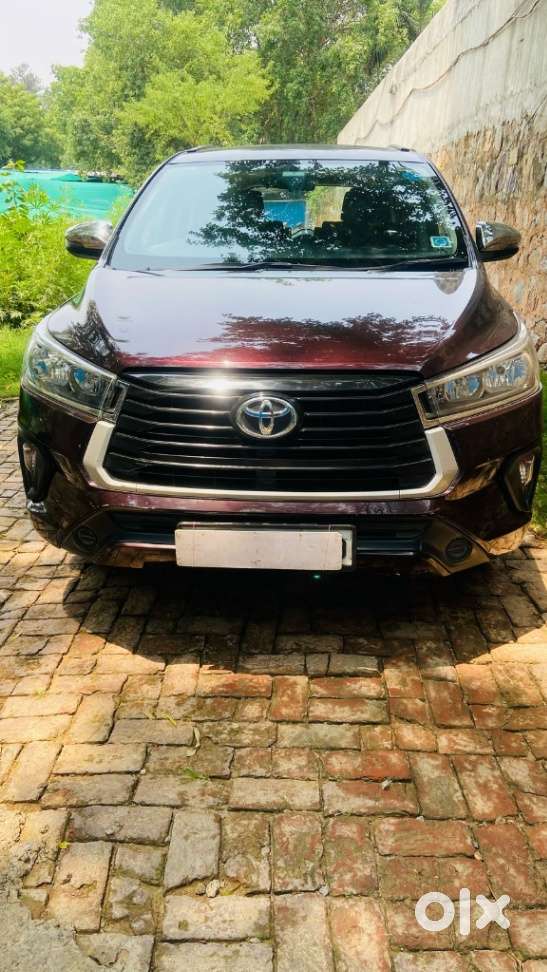Toyota Innova Crysta 2.4 Gx Limited Edition At 7 Str, 2021, Diesel