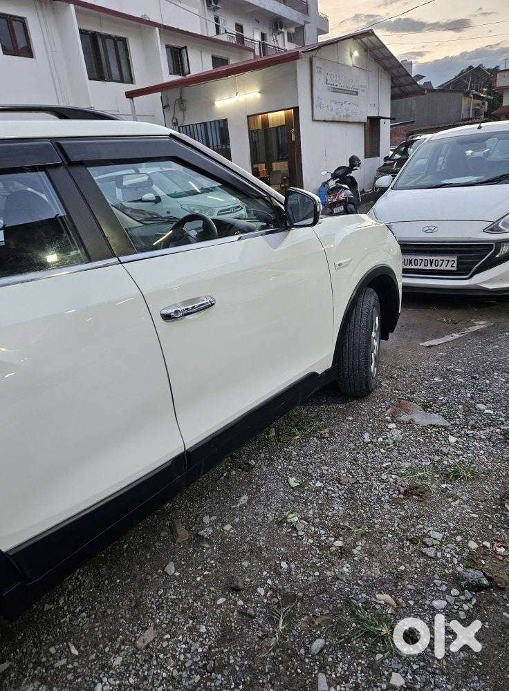 Mahindra Xuv300 W6, 2020, Petrol
