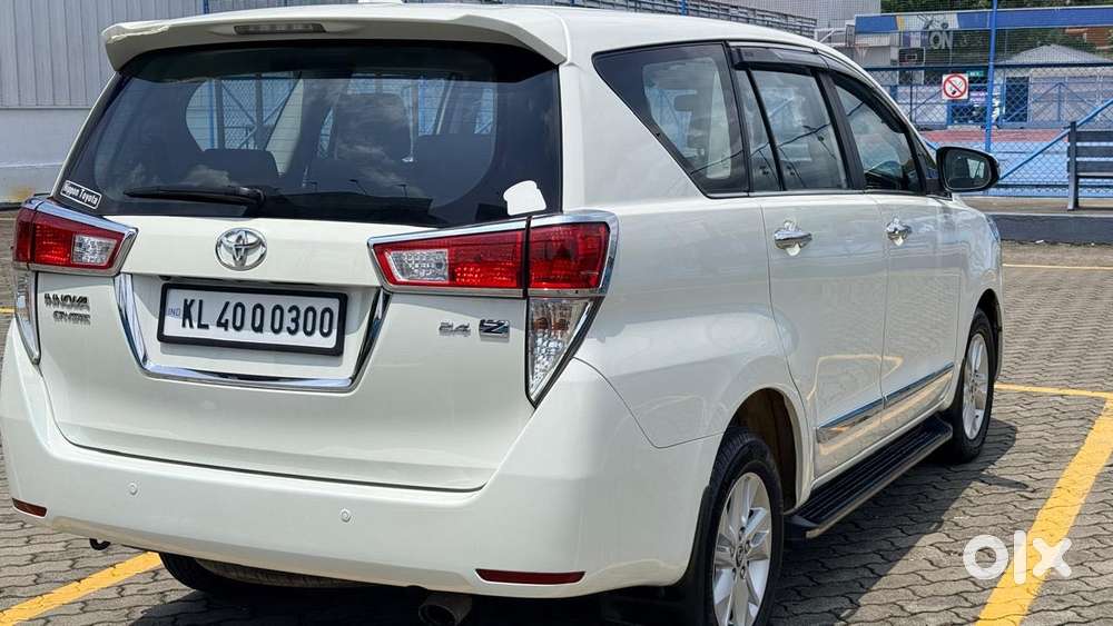 Toyota Innova Crysta 2.4 V, 2018, Diesel