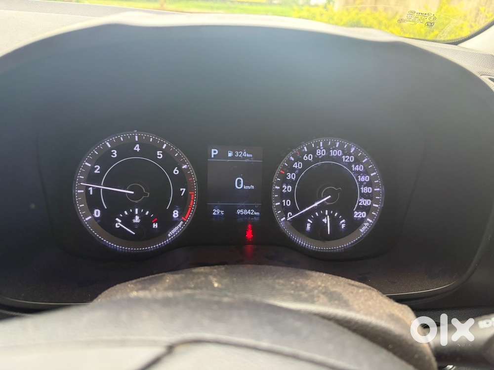 Hyundai Venue Petrol 2019