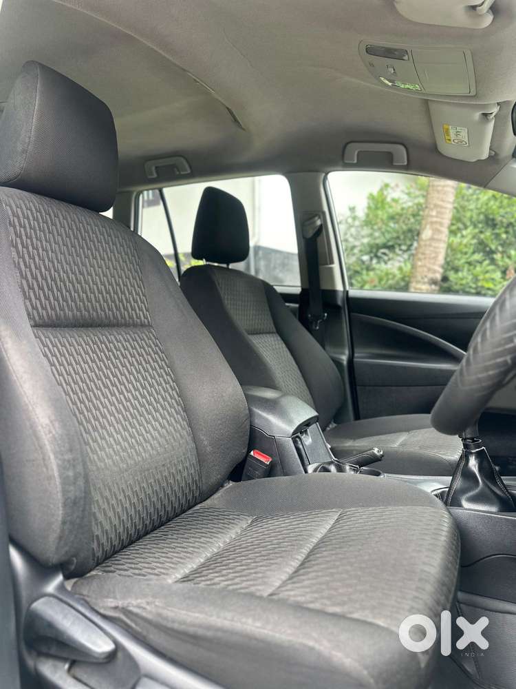 Toyota Innova Crysta 2.4 G Plus Mt 7 Str, 2019, Diesel