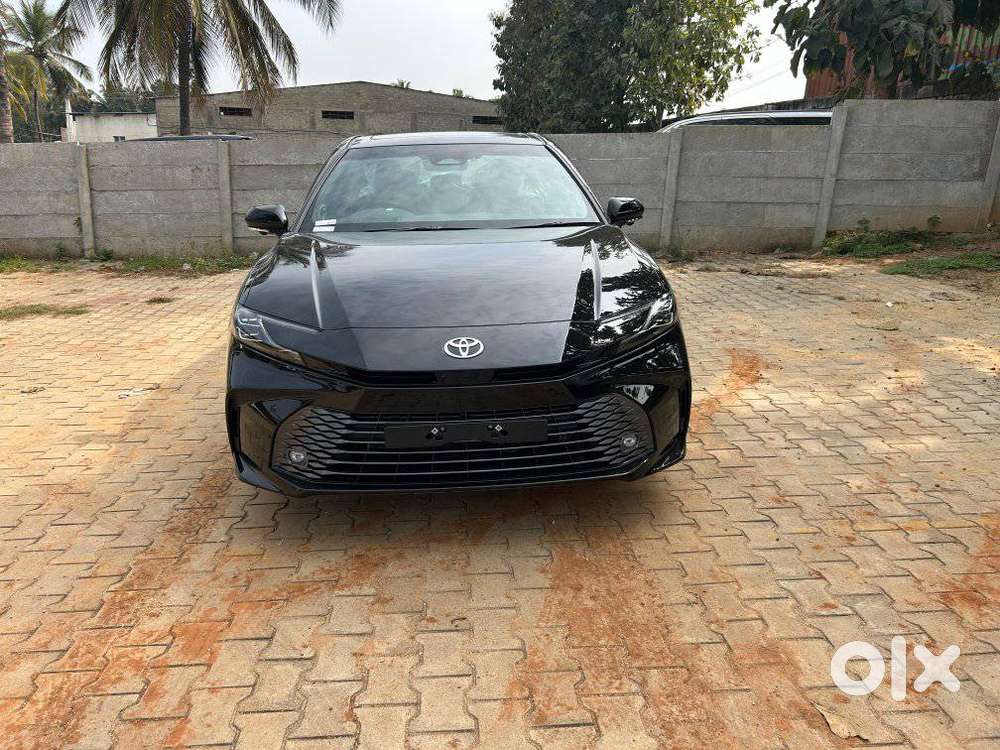 Toyota Camry 2.5l Automatic, 2025, Petrol