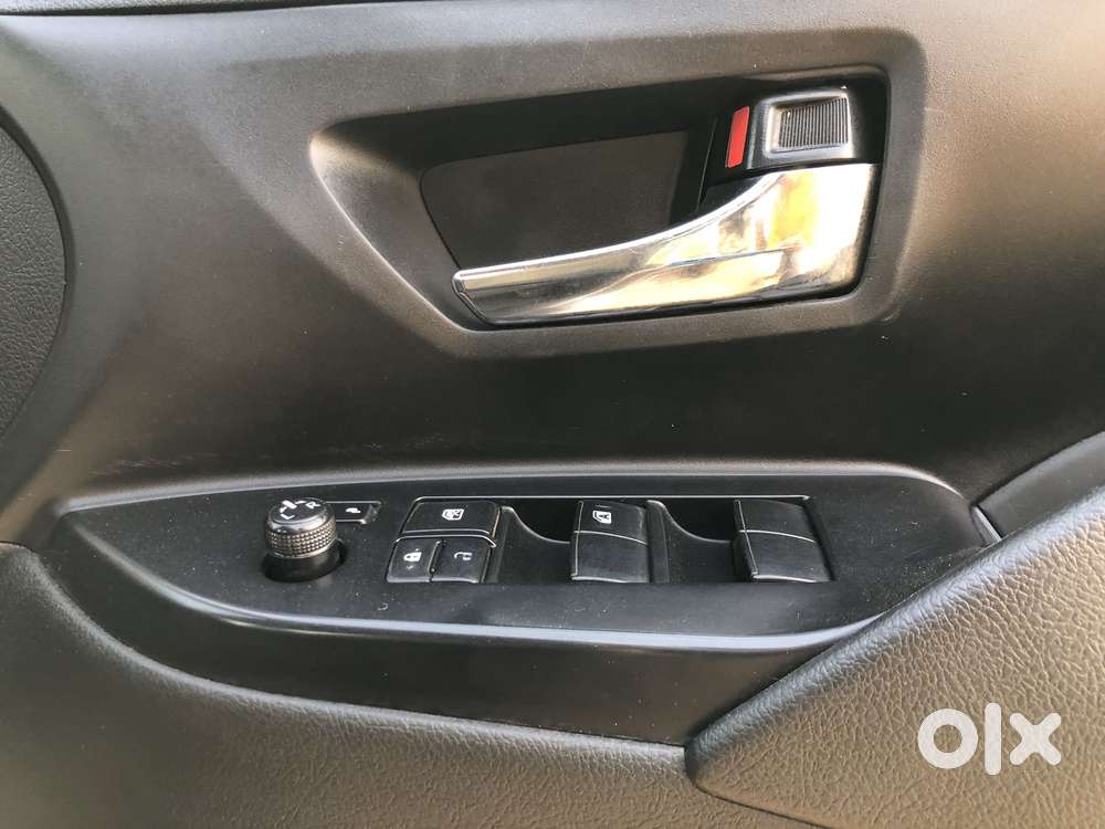 Toyota Innova Crysta [2020-ongoing] 2.4 Gx At 7 Str, 2021, Diesel