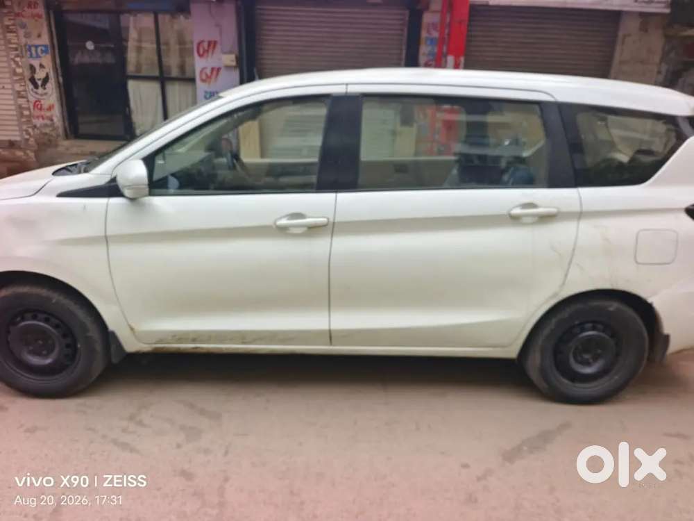 Maruti Suzuki Ertiga Lxi 2022