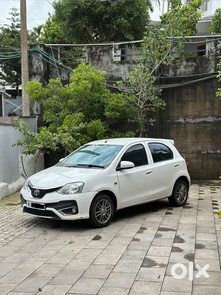 Toyota Etios Liva 2015