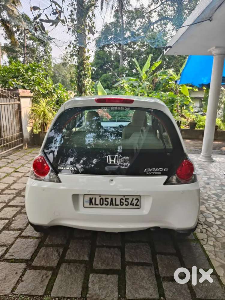 Honda Brio 2015 Petrol Well Maintained
