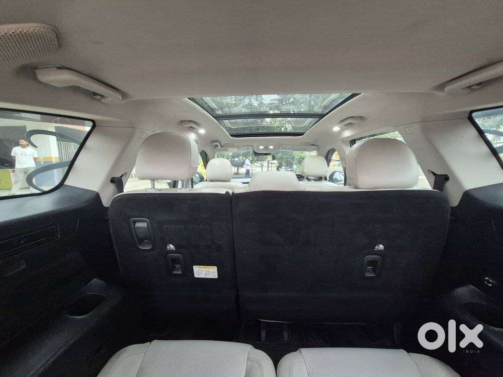 Mahindra Xuv700 2.2 Ax 7 Diesel Mt Luxury Pack Str, 2024