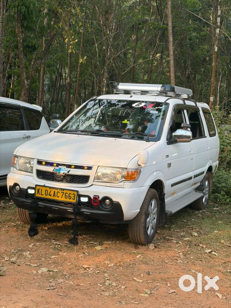 Chevrolet Tavera 2012 Diesel Manual 7 Seats