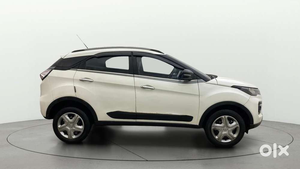 Tata Nexon 1.2 Revotron Xm (s), 2021, Petrol