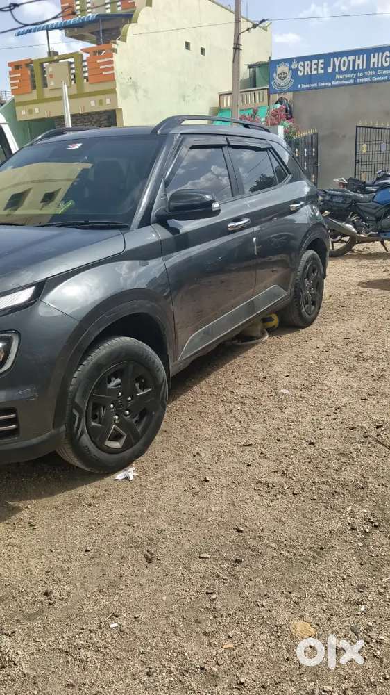Hyundai Venue Knight 2023