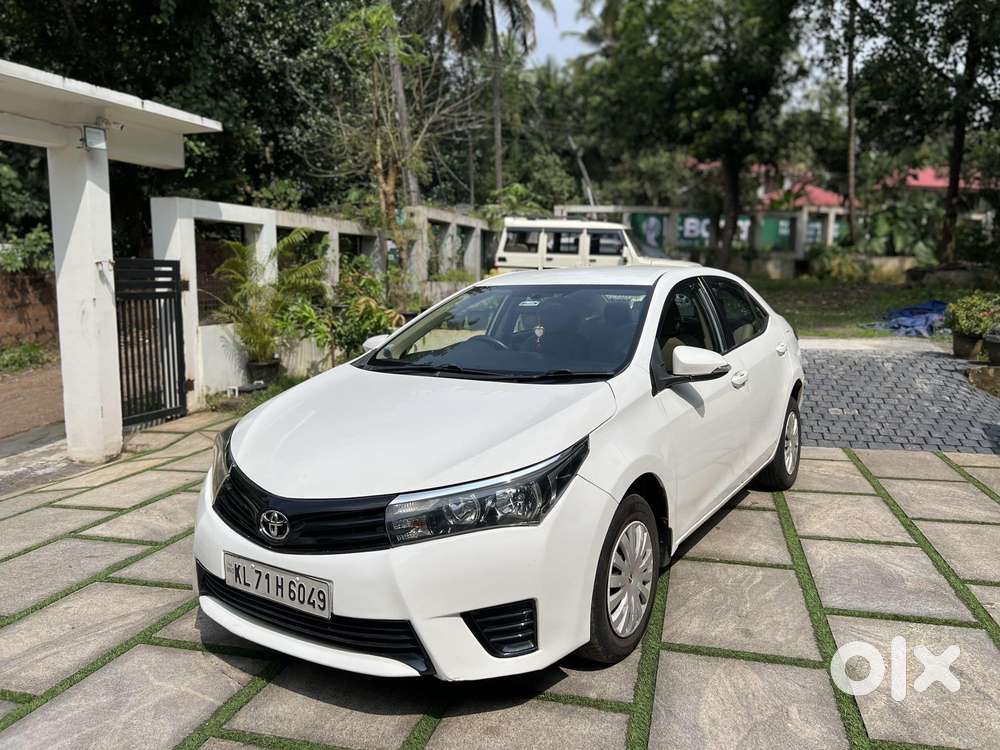 Toyota Corolla Altis 1.8 J, 2014, Diesel