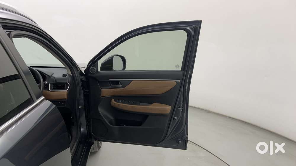 Honda Elevate Zx Mt, 2024, Petrol