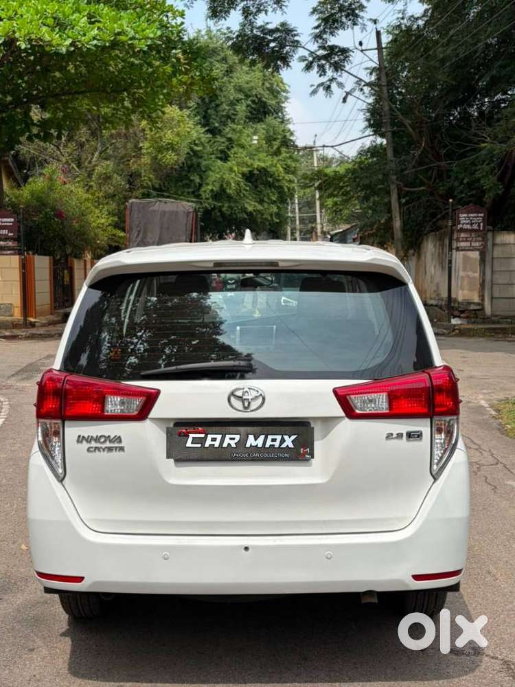Toyota Innova Crysta 2.4 Gx Limited Edition At 7 Str, 2016, Diesel