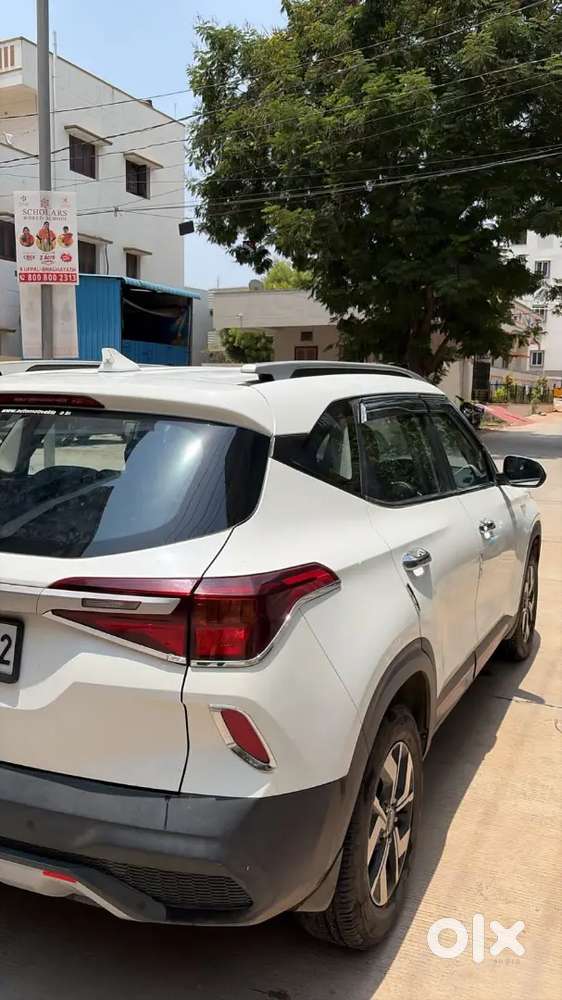 Less Driven Seltos Diesel With Showroom Like Condition