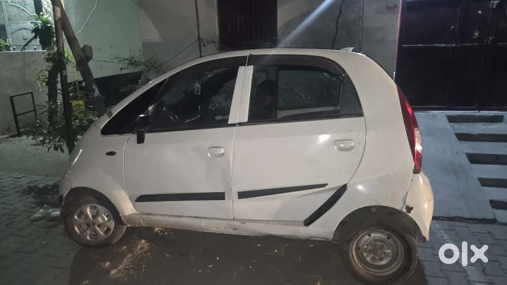 Tata Nano Xe 2013 Petrol