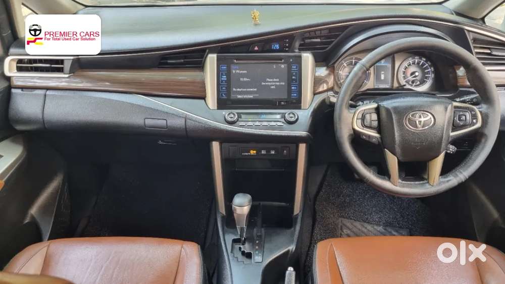 Toyota Innova Crysta 2.8 Zx At 7 Seater, 2016, Diesel