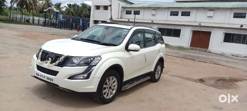 Mahindra Xuv500 W10 2015 Diesel Sunroof