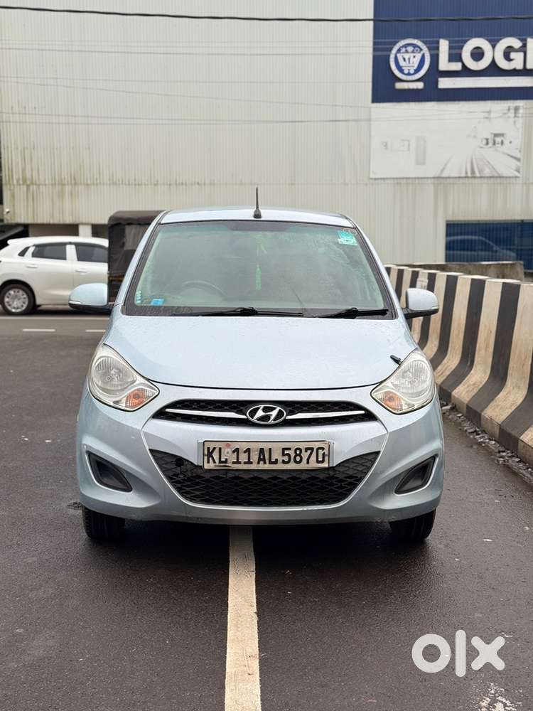 Hyundai I10 Sportz 2012 Petrol