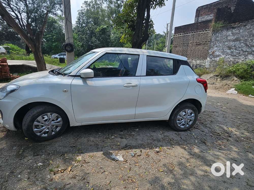 Maruti Suzuki Swift Lxi 2023/2024