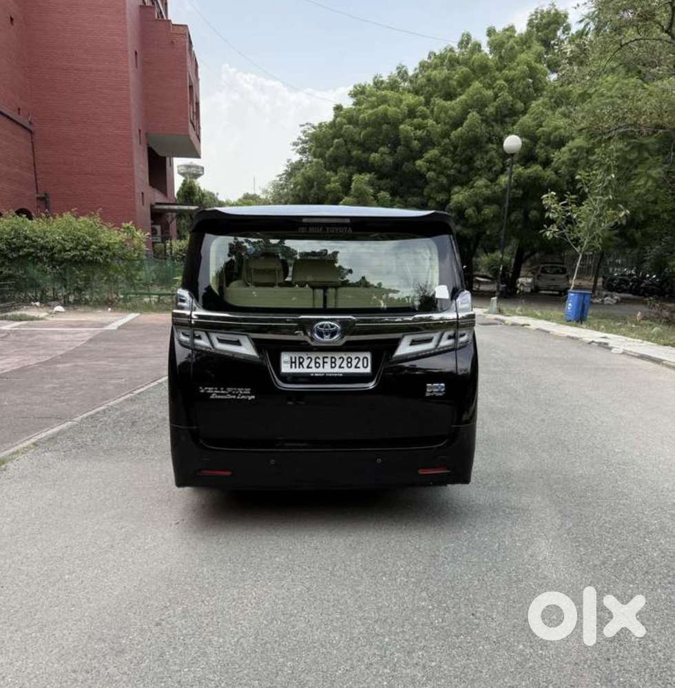 Toyota Vellfire Vip – Executive Lounge, 2023, Petrol
