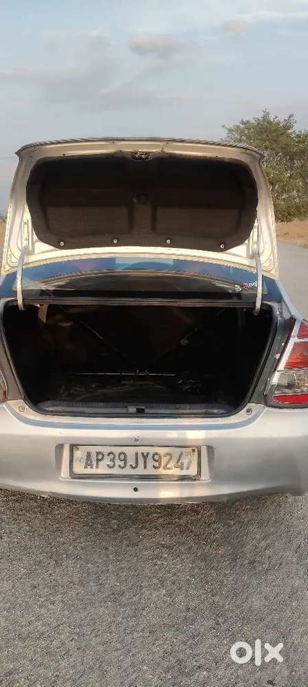 Toyota Etios 2014 4 New Apollo Tyres