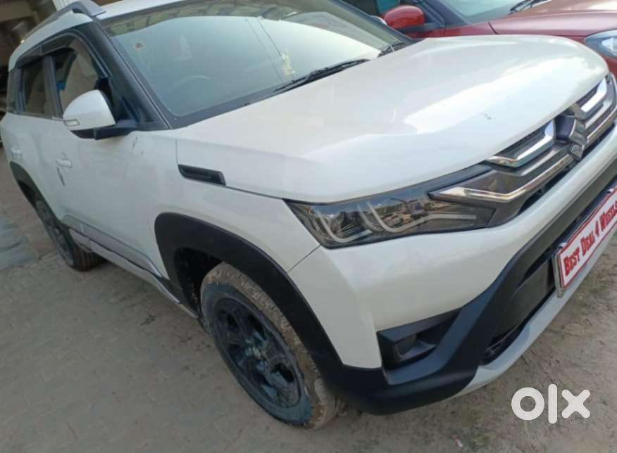 Maruti Suzuki Brezza 1.5 Zxi Smart Hybrid, 2023, Petrol