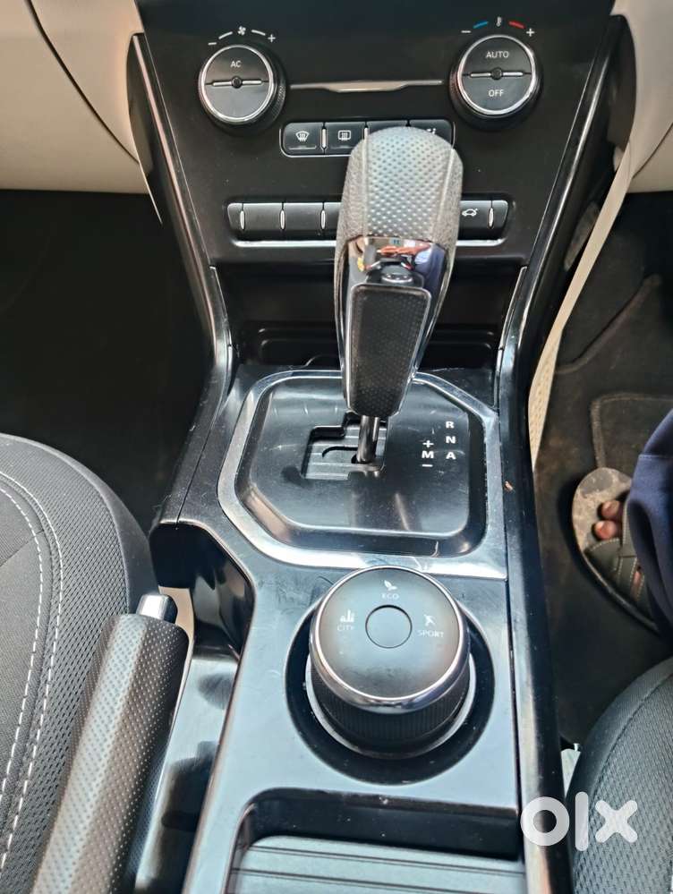 Tata Nexon 1.2 Revotron Xza Plus, 2022, Petrol