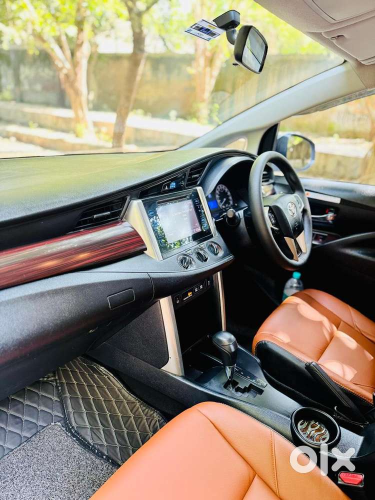 Toyota Innova Crysta 2.7 Gx At 8s, 2020, Diesel