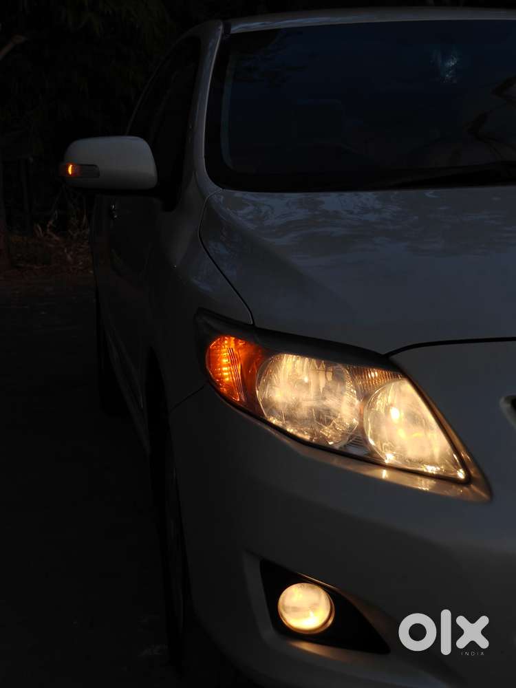 Toyota Corolla Altis 2010-2013 G, 2011, Petrol