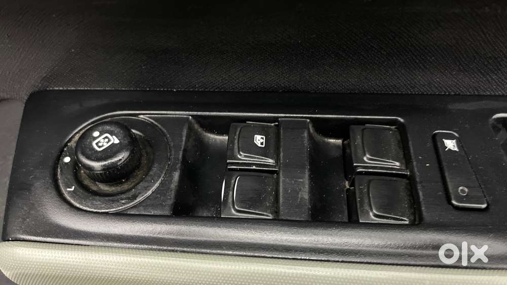 Tata Punch Camo Adventure Mt, 2022, Petrol