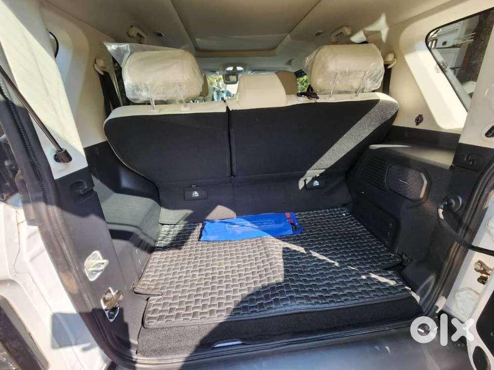 Mahindra Thar Roxx 2025