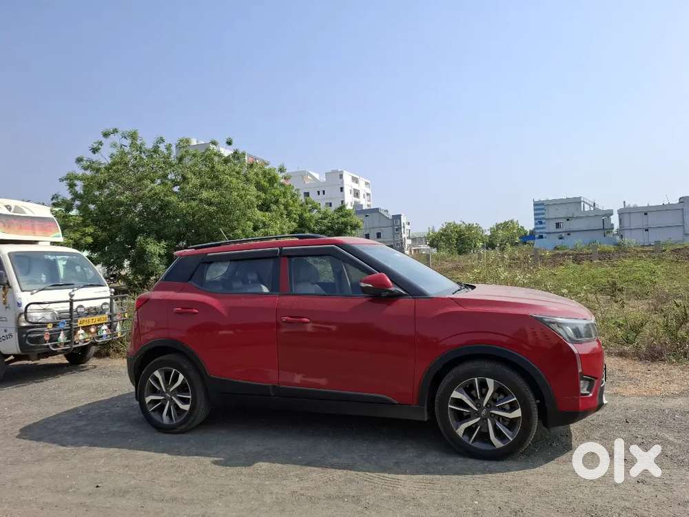 Mahindra Xuv 300 W8 Optional Petrol Variant