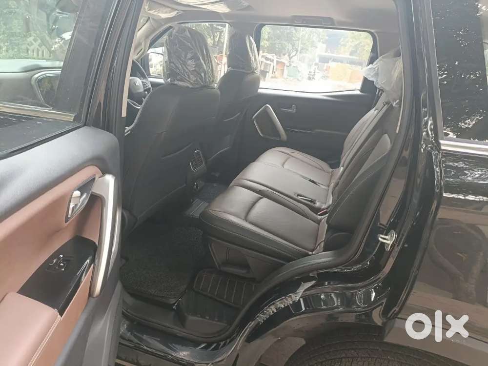 Mahindra Scorpio-n G At 2wd Z8 7s