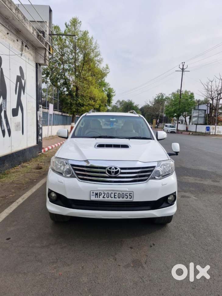 Toyota Fortuner 3.0 4x4 Manual, 2014, Diesel