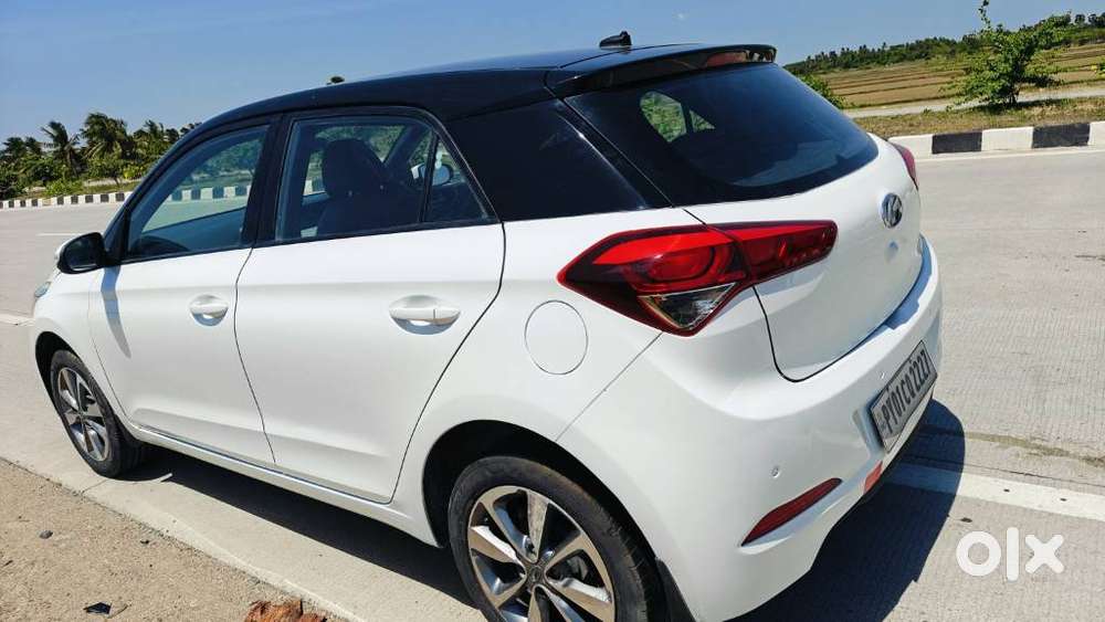 Hyundai I20 Petrol Asta Dual Tone, 2017, Petrol
