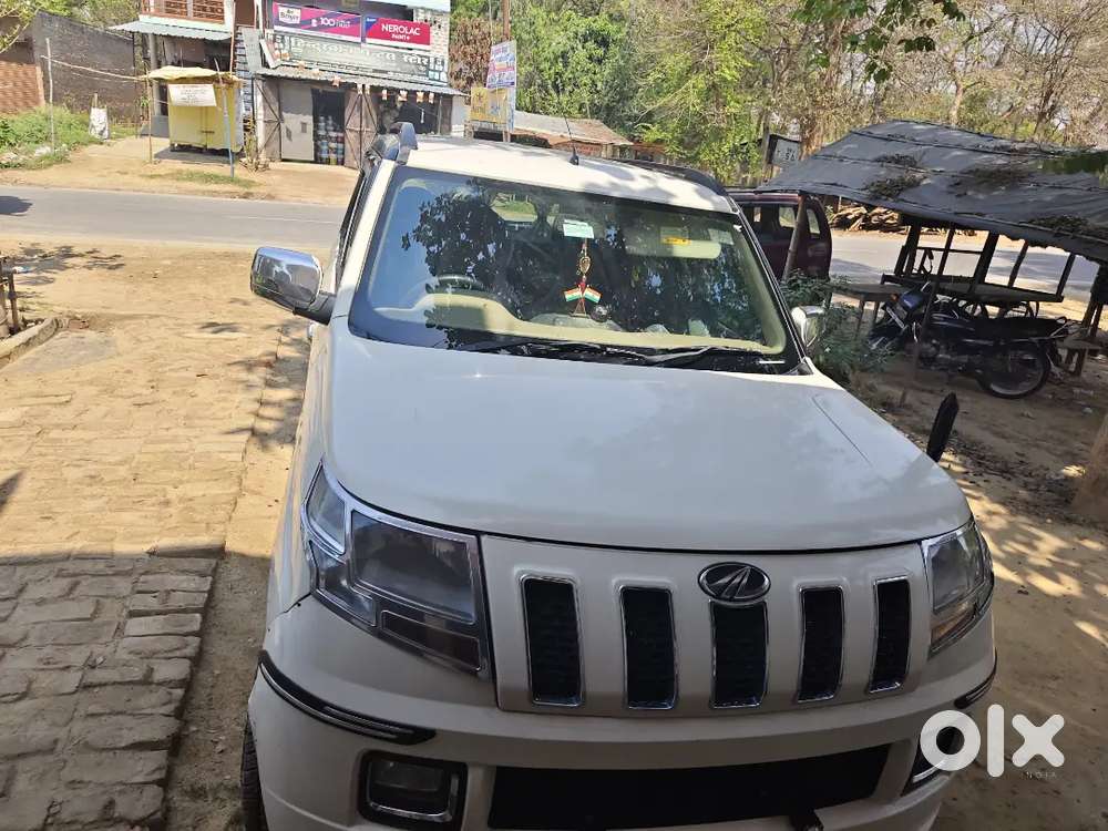Mahindra Tuv 300 2015