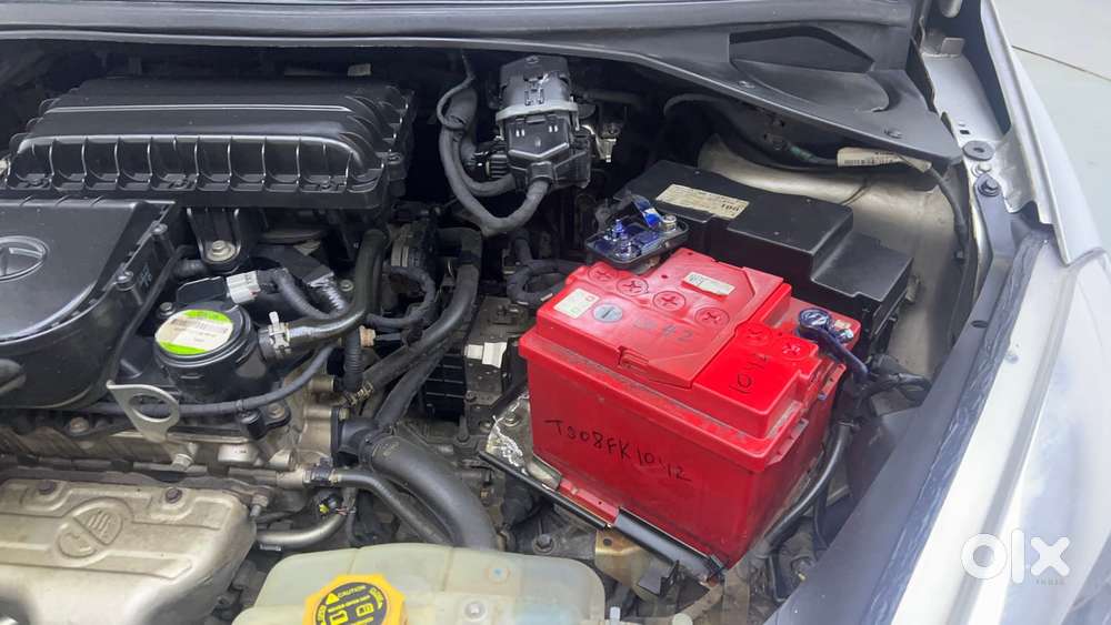 Tata Tiago Xza, 2017, Petrol