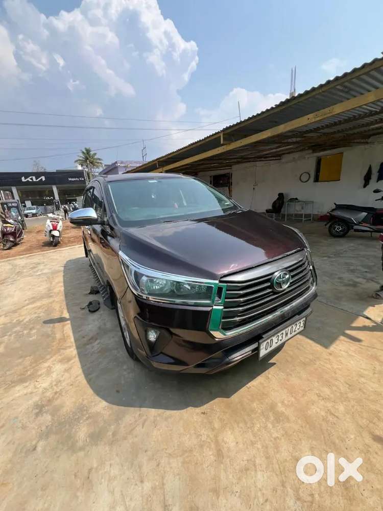 Toyota Innova Crysta 2018 Diesel 39220 Km Driven