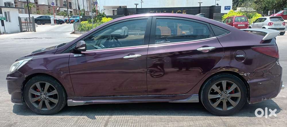 Hyundai Verna Fluidic 1.6 Vtvt Sx Opt, 2011, Petrol