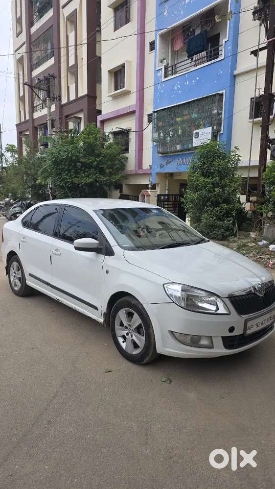 Skoda Rapid 2012 Diesel 97 Km Driven