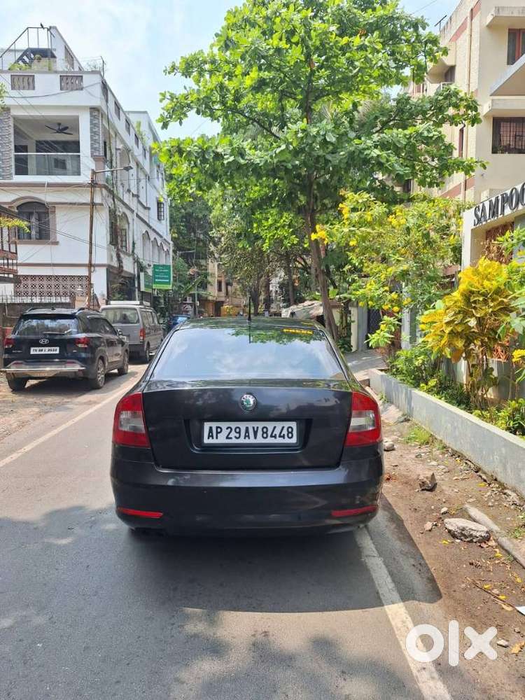 Skoda Laura 2.0 Tdi At L And K, 2012, Diesel