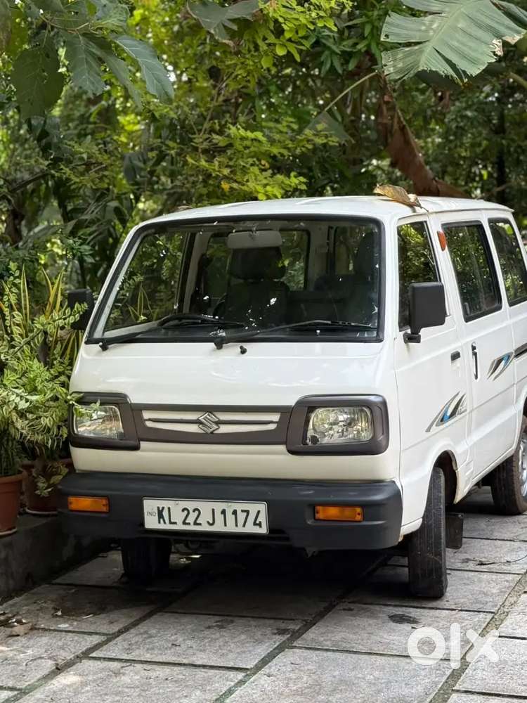 Maruti Suzuki Omni 8-seater 2016