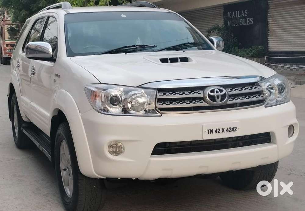 Toyota Fortuner 4x4 At, 2010, Diesel